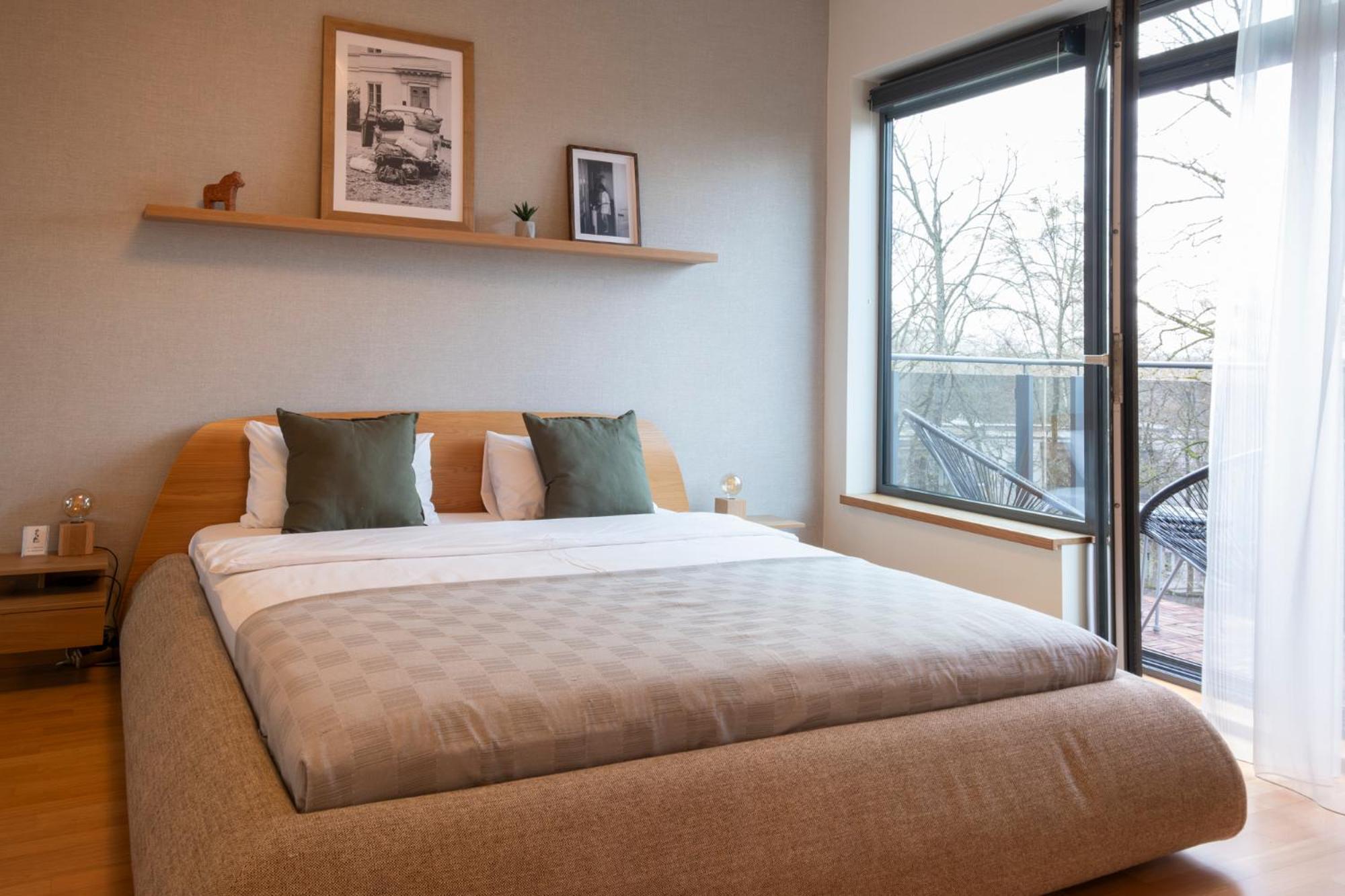2 Bedroom Apt, 2 Garage Spots & Balconies, Self Check-In, By Cohost ดรูซกินินไก ภายนอก รูปภาพ